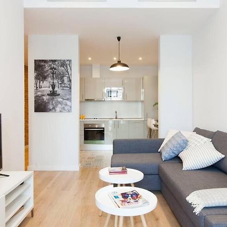 Beautiful 4Bd 4Ba Apartment In Eixample District Barcelona Exteriör bild