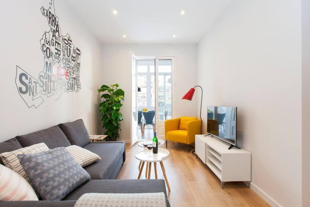 Beautiful 4Bd 4Ba Apartment In Eixample District Barcelona Exteriör bild