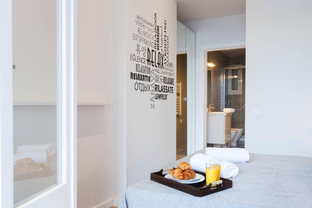 Beautiful 4Bd 4Ba Apartment In Eixample District Barcelona Exteriör bild