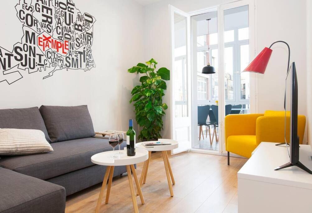 Beautiful 4Bd 4Ba Apartment In Eixample District Barcelona Exteriör bild